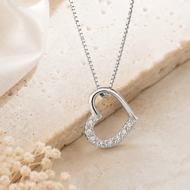 Valoreya Lumière Heart Necklace