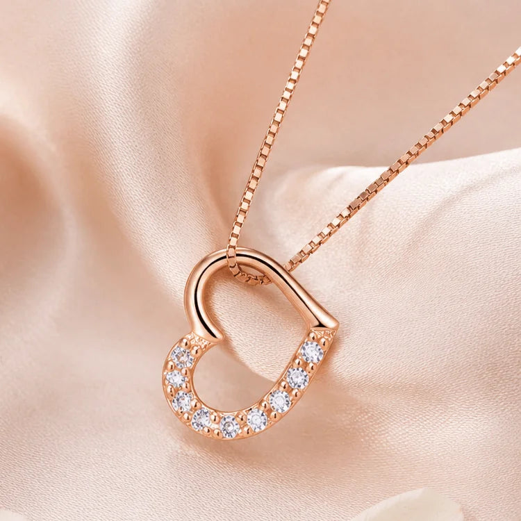 Valoreya Lumière Heart Necklace